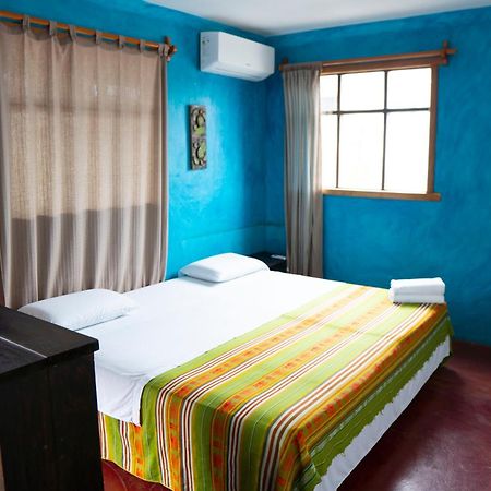 Galapagos Morning Glory Hostel Puerto Ayora  Luaran gambar