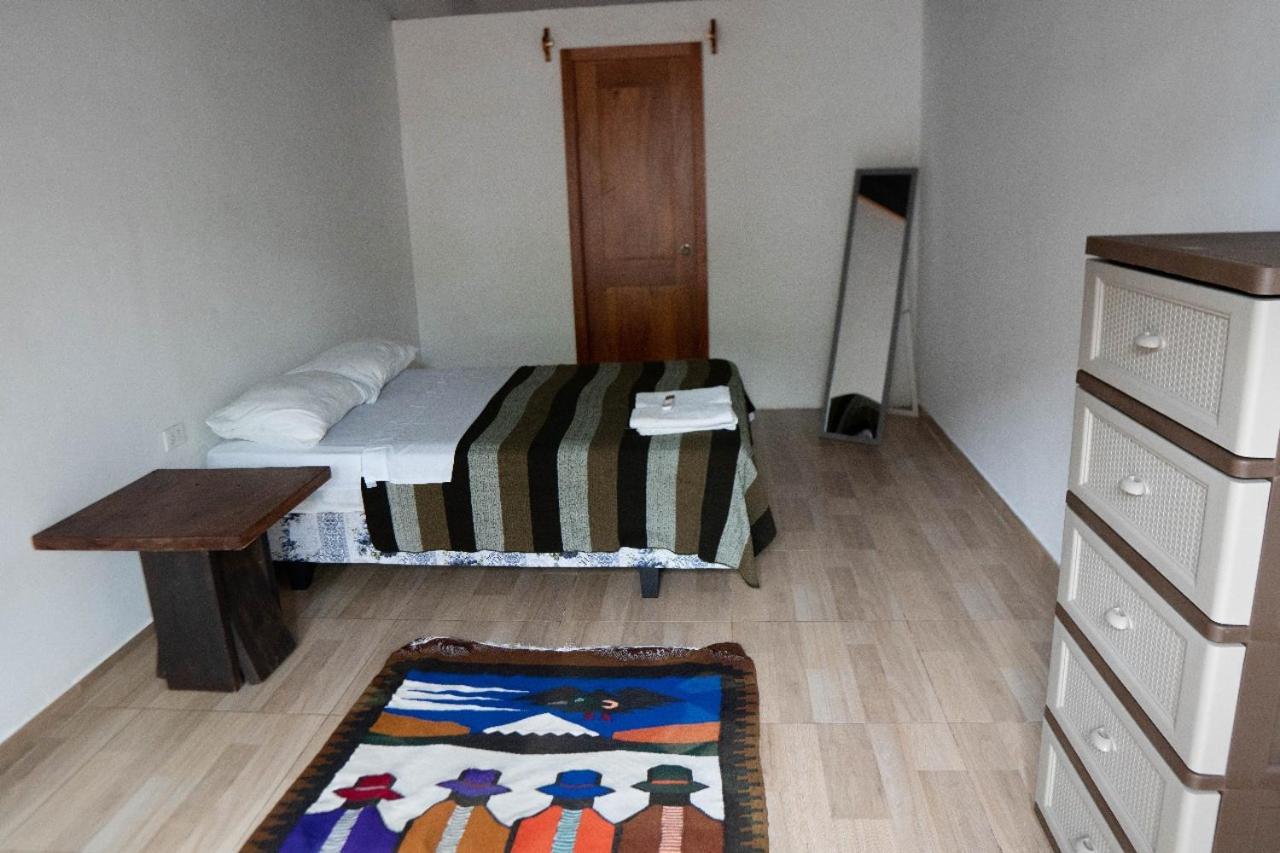 Galapagos Morning Glory Hostel Puerto Ayora  Luaran gambar