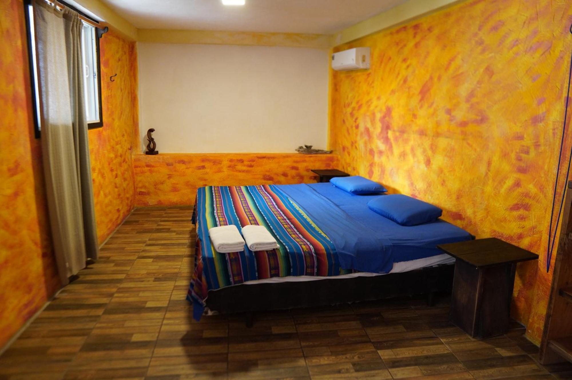 Galapagos Morning Glory Hostel Puerto Ayora  Luaran gambar